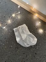 Baby Söckli Weiss mit Schleife, Grösse 15/16