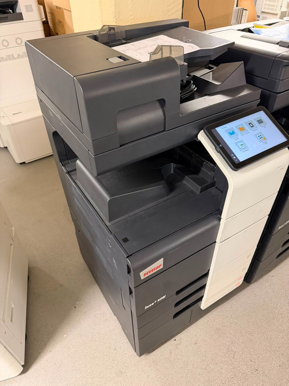 Konica Stampanti: DEVELOP ineo+ 450i | Konica Minolta C450i | A3 Farb-MFP TOP! – Usato da Dottikon venduto da refurbished-IT 2
