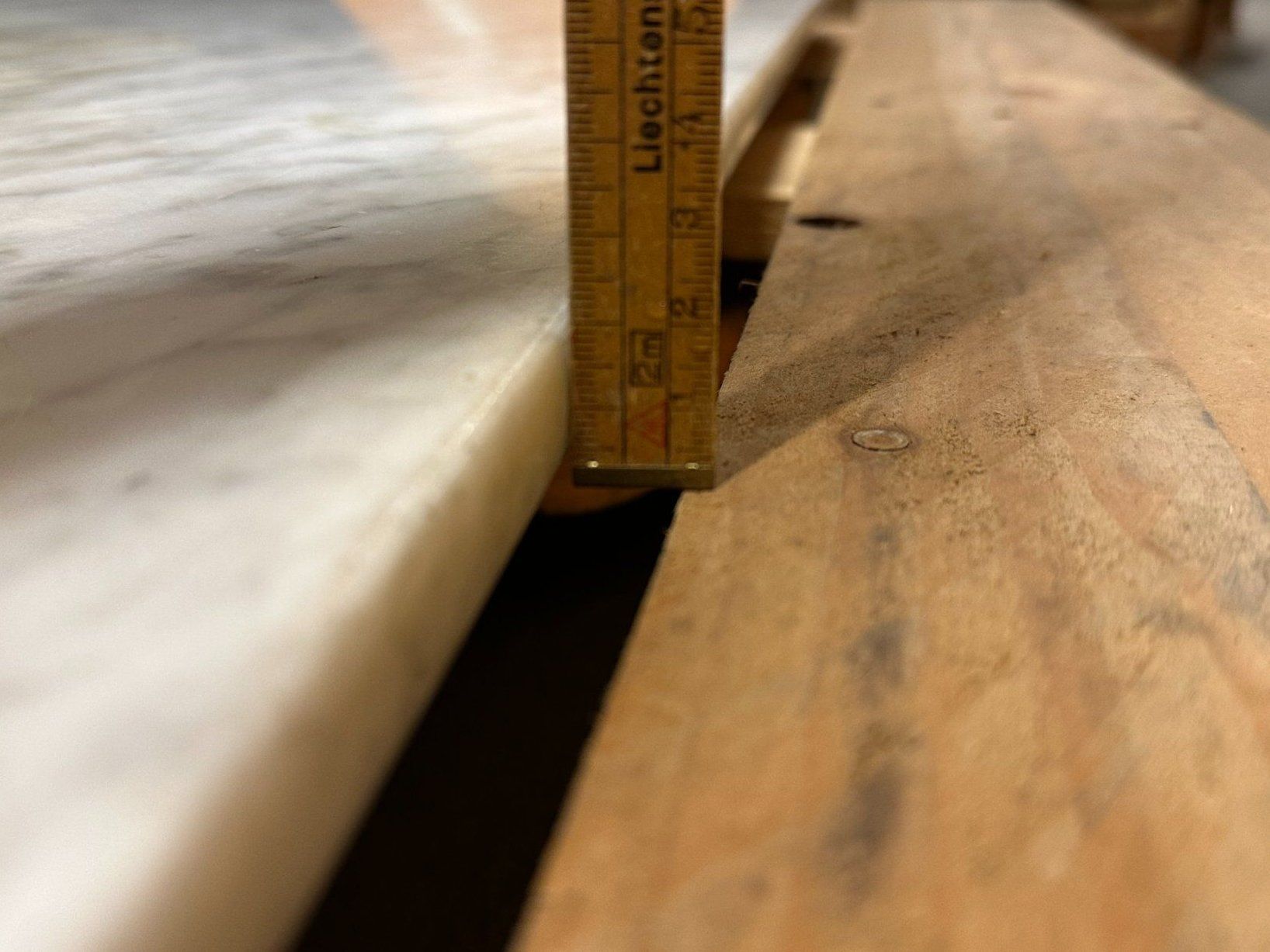 Servierplatten: Marmorplatte weiss mit Adern 55x110cm, Steinplatte – Gebraucht aus Luzern von Lager6640 3