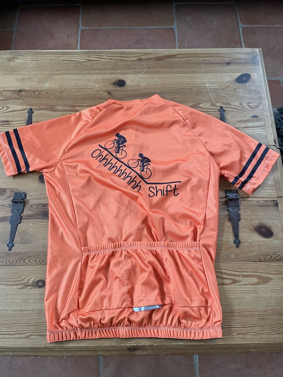 Leibchen & Hosen: Velo Trikot mit Velo Hose – Gebraucht aus biberist von Superpipp0 5