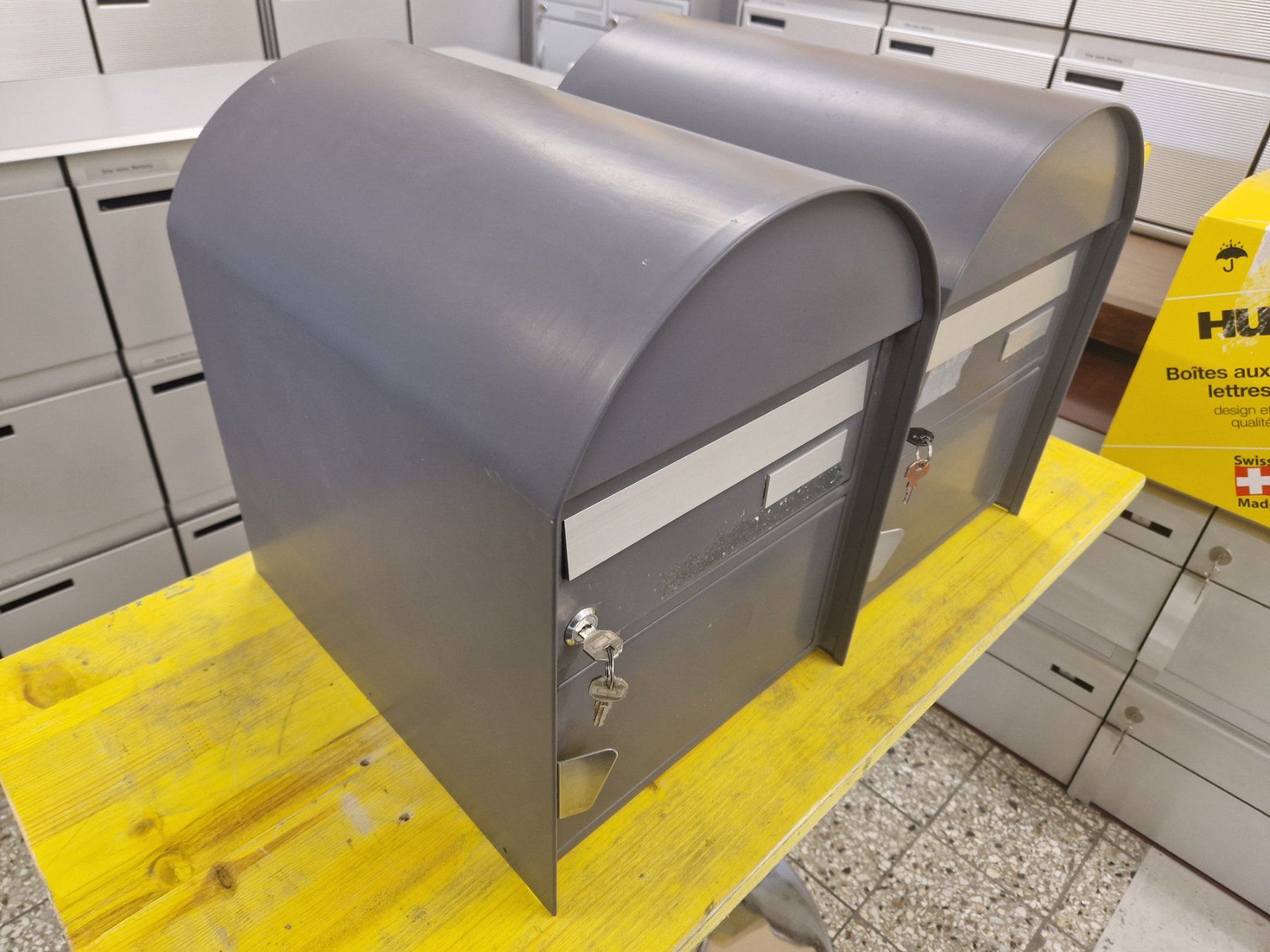 Altro per la casa: 2 x Briefkasten ( Huber ) – Usato da Wiler b.Utzenstorf venduto da bamaa-shop 3