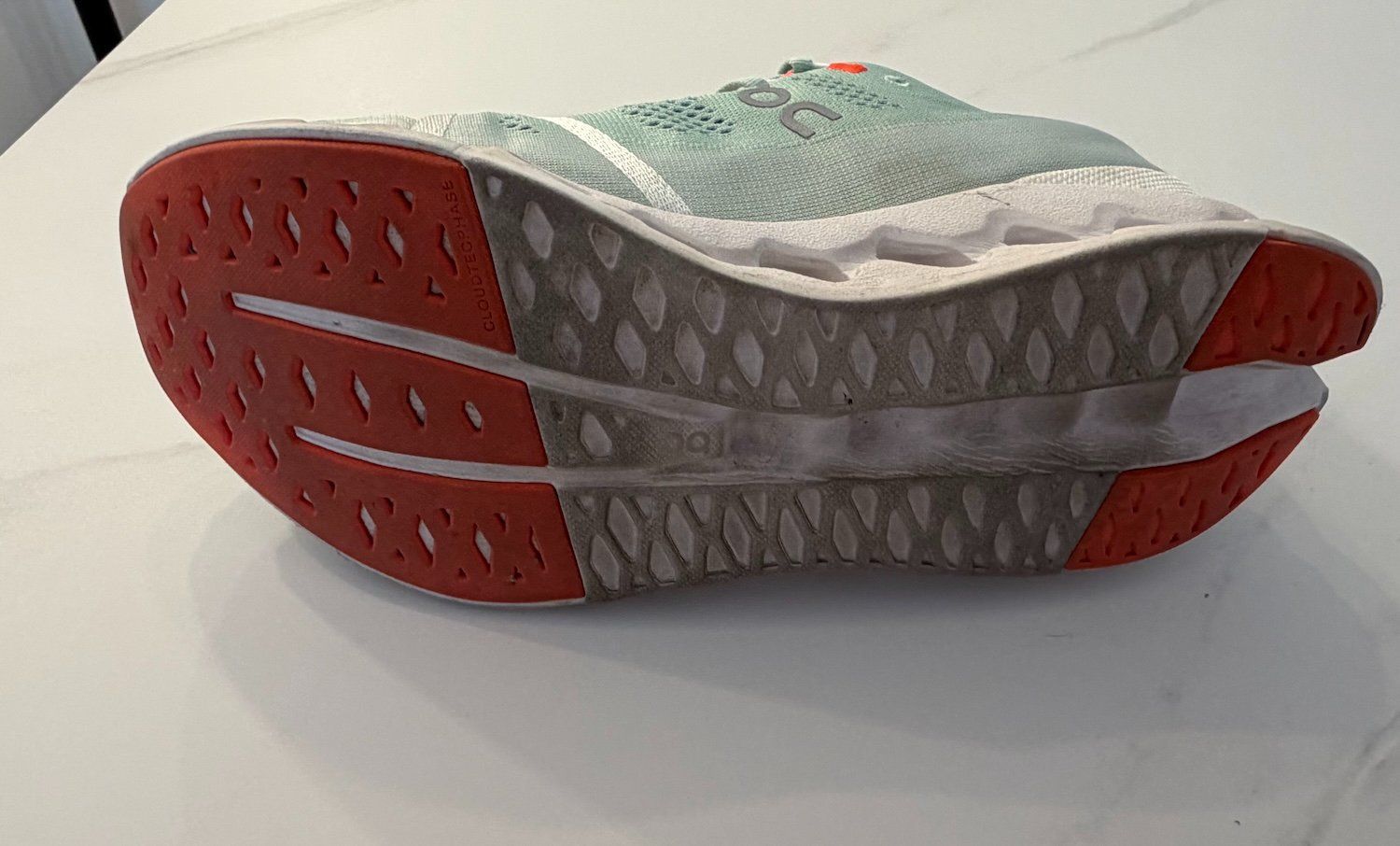 On Scarpe da uomo: ON CloudSurfer Herenschuhe mint Grösse 45 EU – Usato da Brunnen venduto da ric_7gxl 4