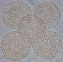 5er Set Häkel-Untersetzer, Handarbeit, Vintage, ca. 9 cm