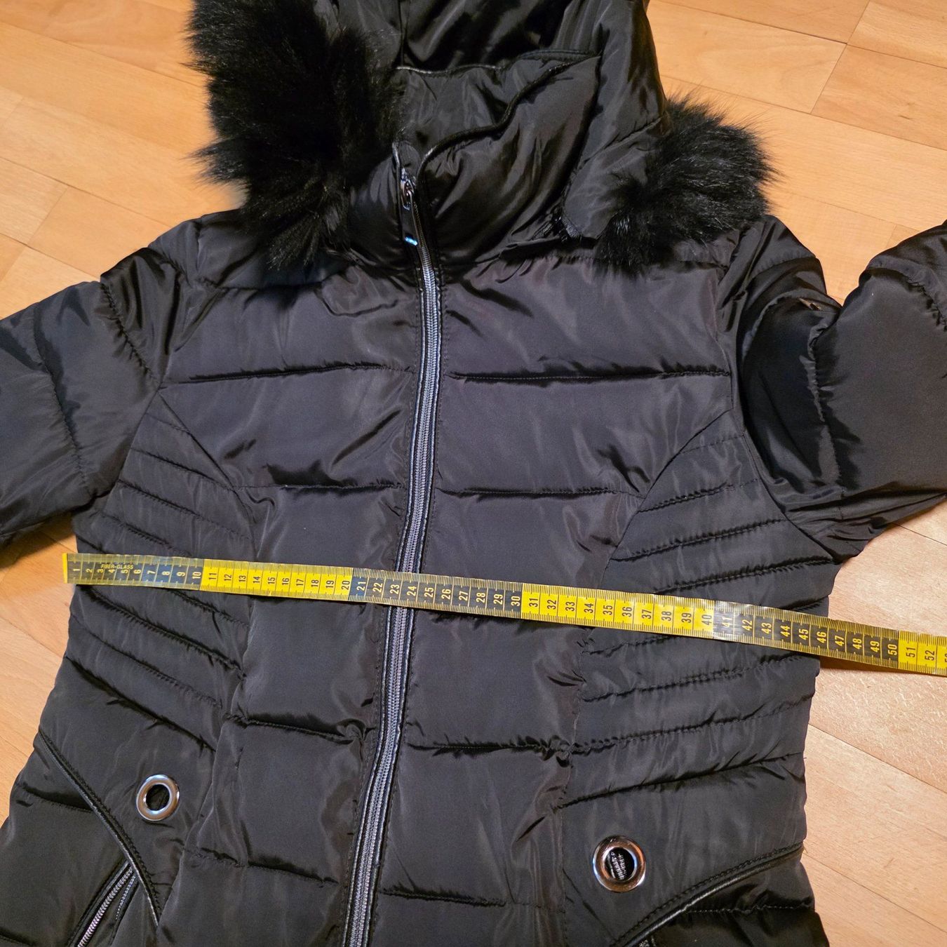 Giacche: Schwarze Winterjacke S/M Top Zustand – Usato da Wald ZH venduto da CapLux 6