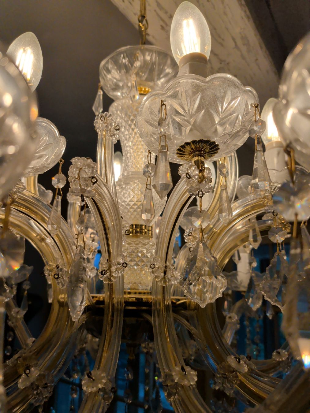 Lampadari & plafoniere: Kronleuchter mit 18 LED Lampen  – Usato da Dietfurt venduto da Subforce1853 5