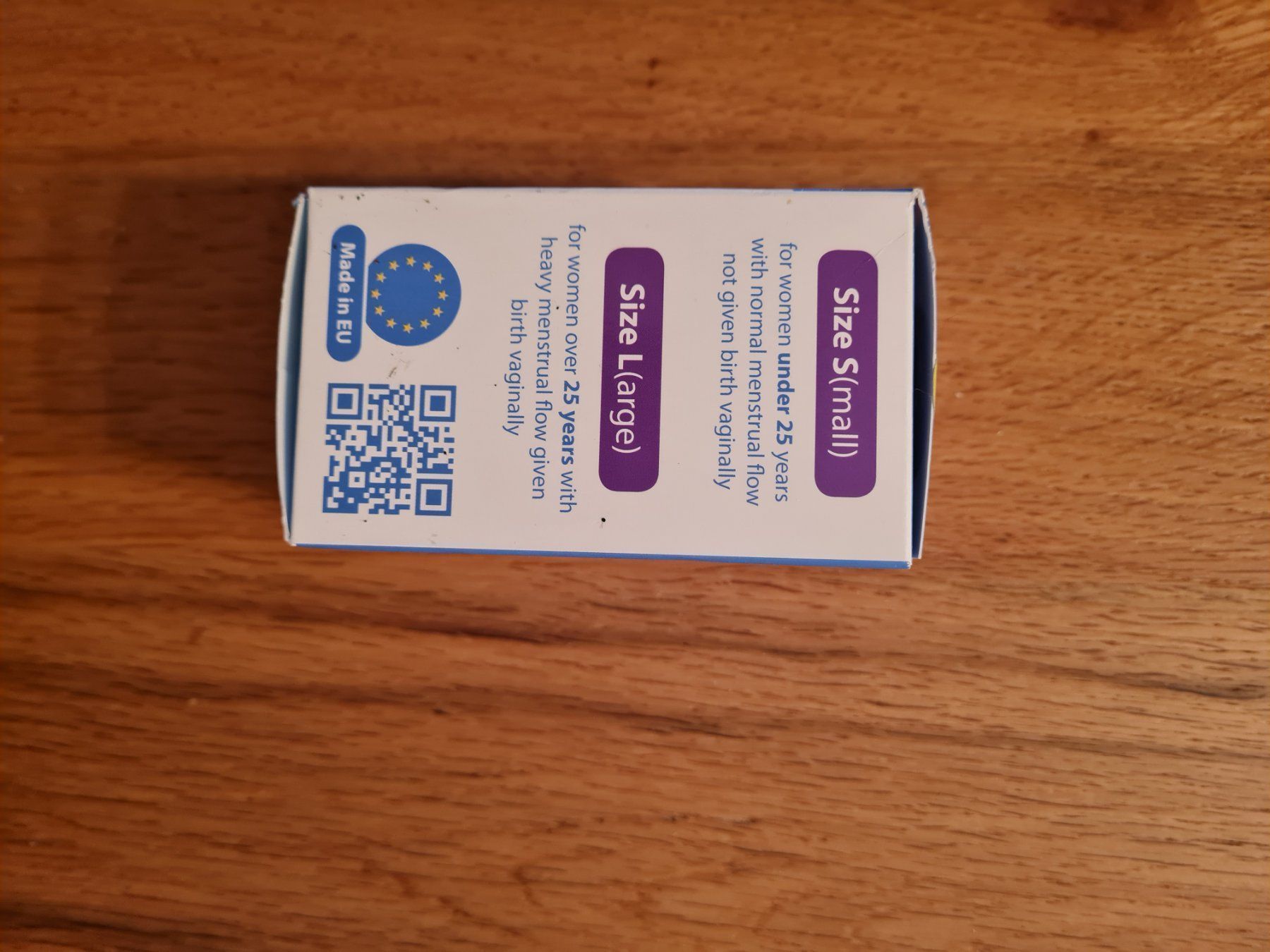 Custodie per cosmetici: Menstruationstasse neu – Nuovo e nell'imballaggio originale da Wädenswil venduto da Canubis 1