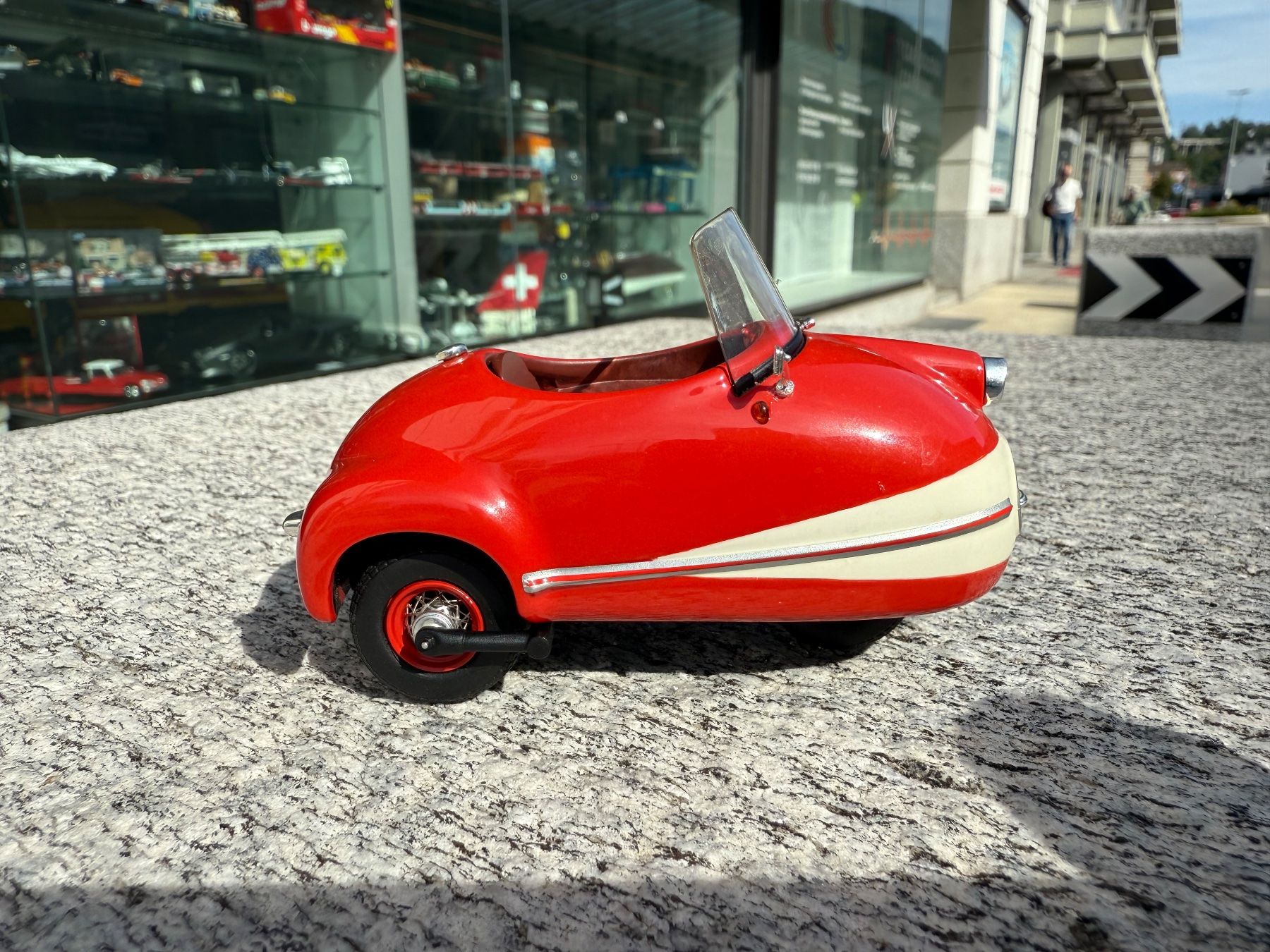 Schuco Modellini d'auto: Introvabile Schuco 1:18 Mopetta Brütsch – Usato da Chiasso venduto da Carrara-Modellismo 3