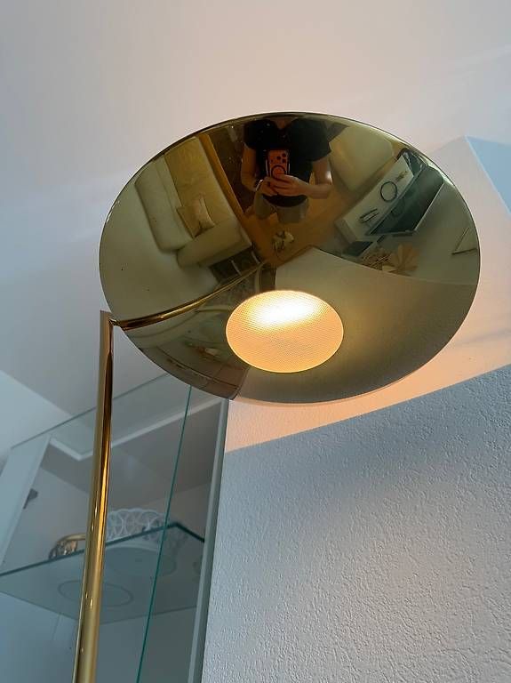 Lampen: Stehlampe Messing guter Zustand – Gebraucht aus Herrliberg von jun_rl8h 1