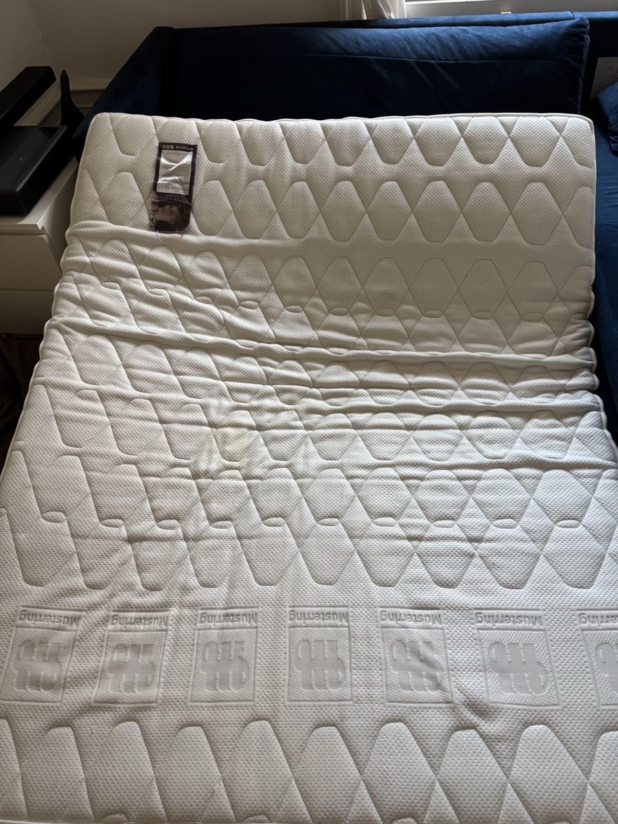 Matratzen: Matelas Musterring First Class KS orthomatique souple – Gebraucht aus Basel von Fernbus