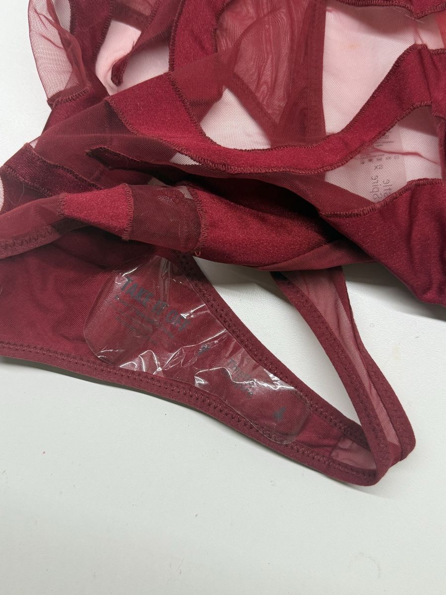 Altra biancheria intima: Red bodysuit lingerie – Nuovo e nell'imballaggio originale da Lausanne venduto da Chriv 1