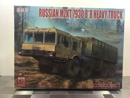MODELCOLLECT RISSIAN MZKT 7930 8*8 HEAVY TRUCK 1:72