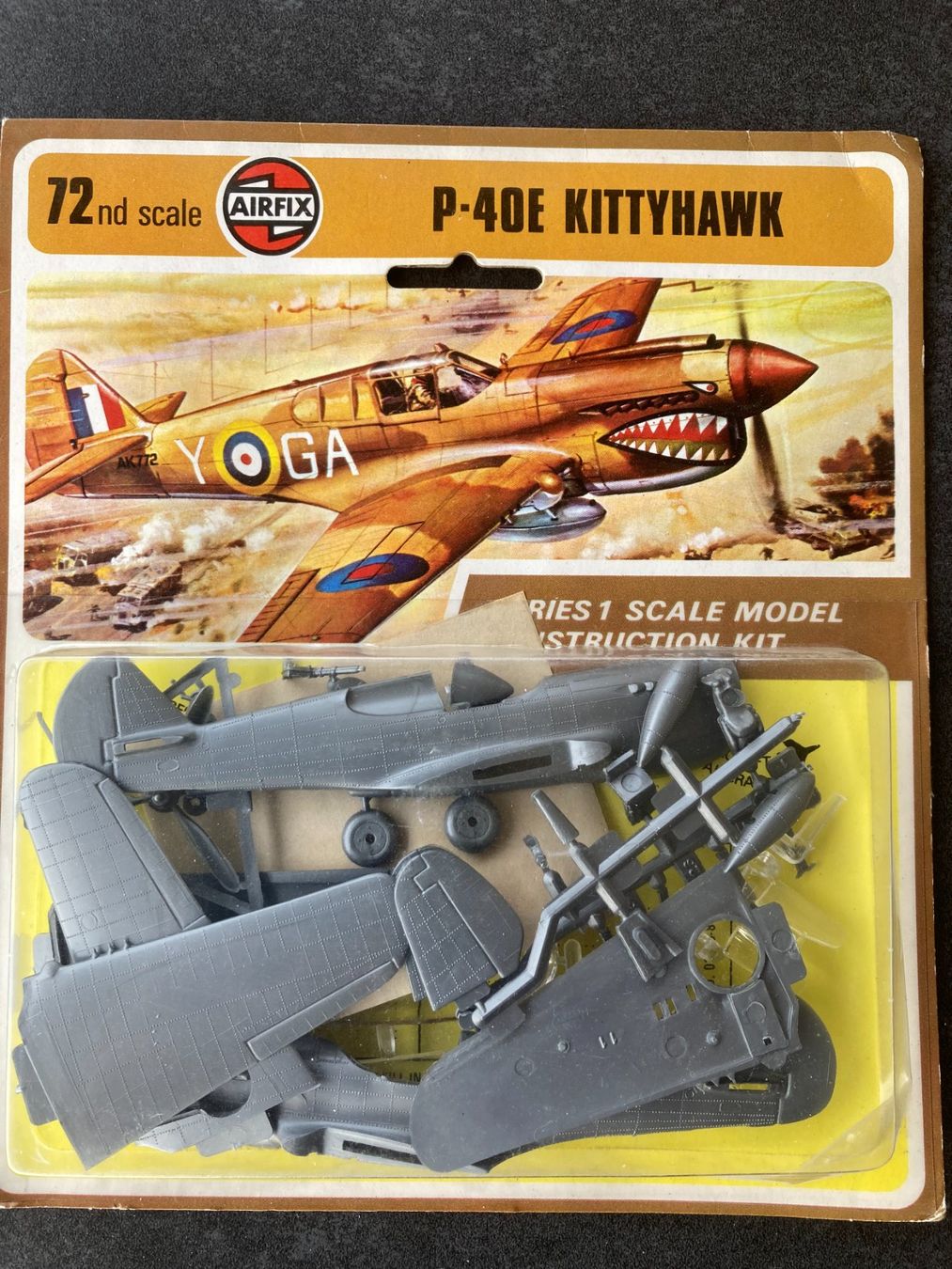 Airfix Kit di modellismo & Modellini statici: VINTAGE: Airfix P-40E Kittyhawk 1/72 – Usato da Höri venduto da Treblink