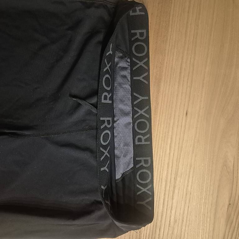 Leggings: Roxy Surf Leggings Gr. 42 – Gebraucht aus Marbach SG von Cloudy0 1