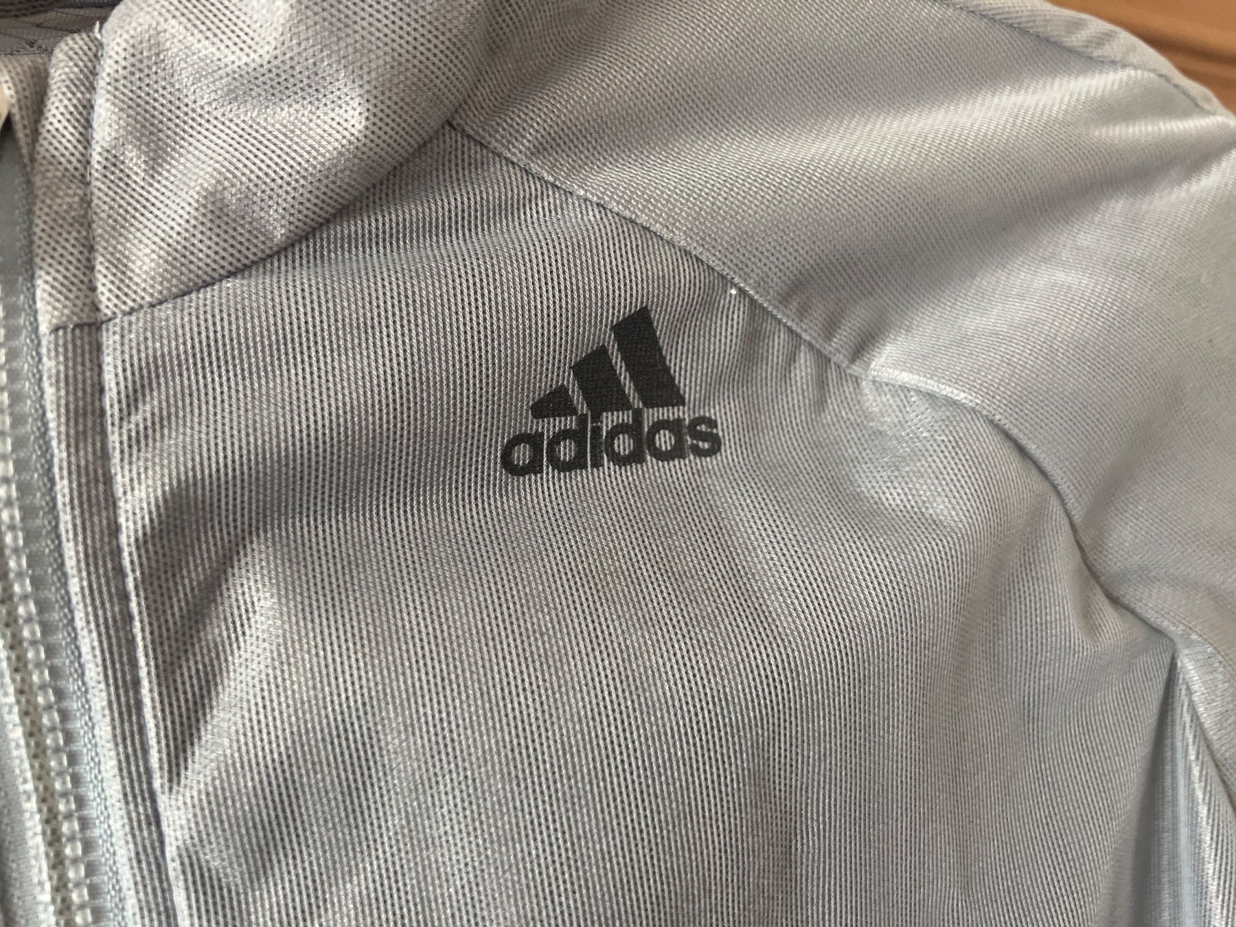 Adidas Jacken: Runningjacke / Windjacke Adidas Herren L – Gebraucht aus Winterthur von britsi 1