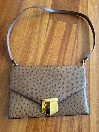 Hermès Paris Vintage Ostrich Handbag, Gold Hardware, Chic!