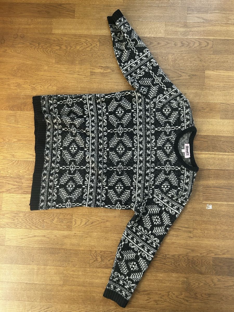 Maglioni & Felpe: Street Strickpullover – Usato da Liestal venduto da liaeb_