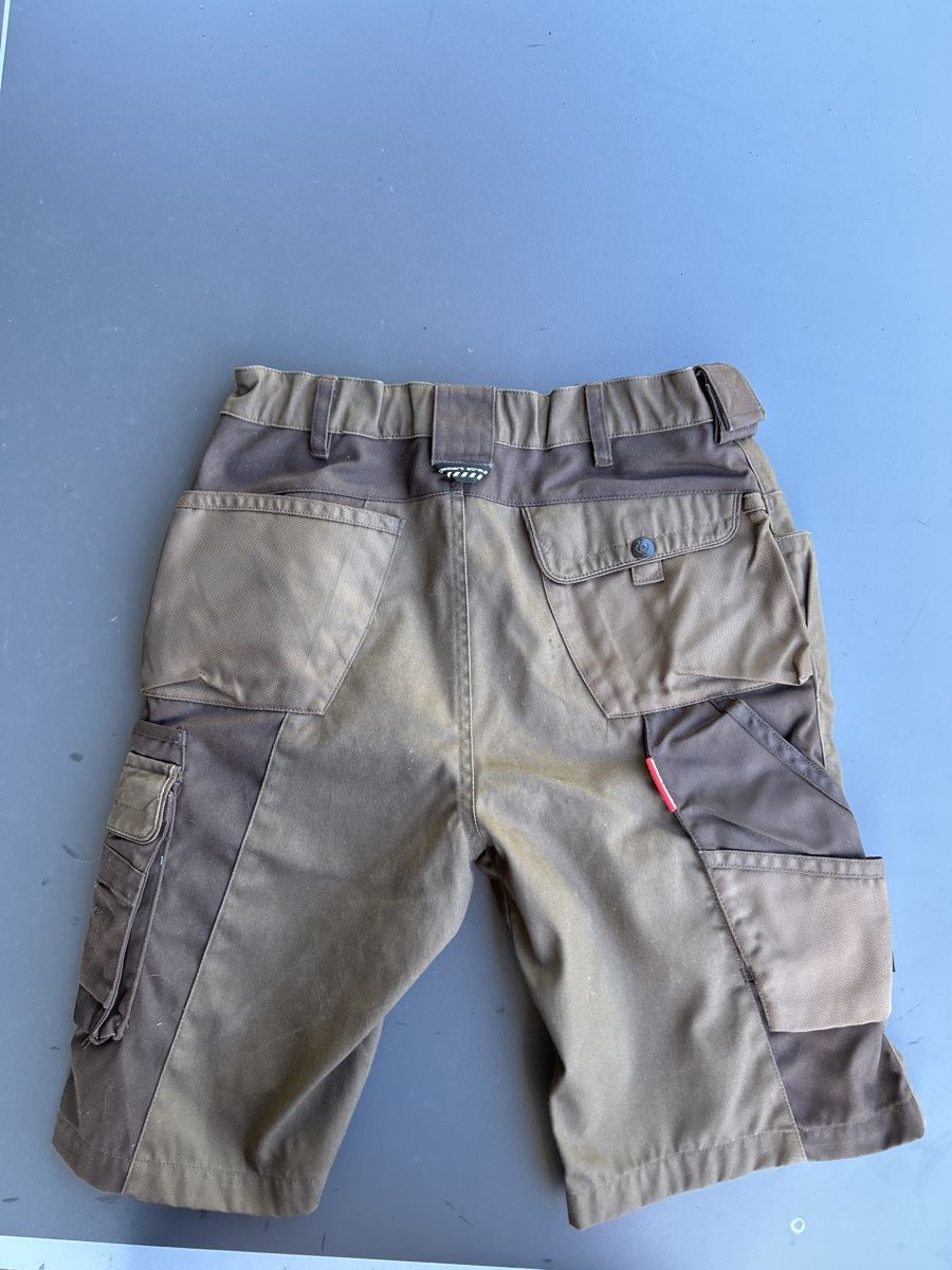 Engelbert Strauss Pantaloni: Engelbert Strauss kurze Hose 158/164 – Usato da Möhlin venduto da belladonna17 1