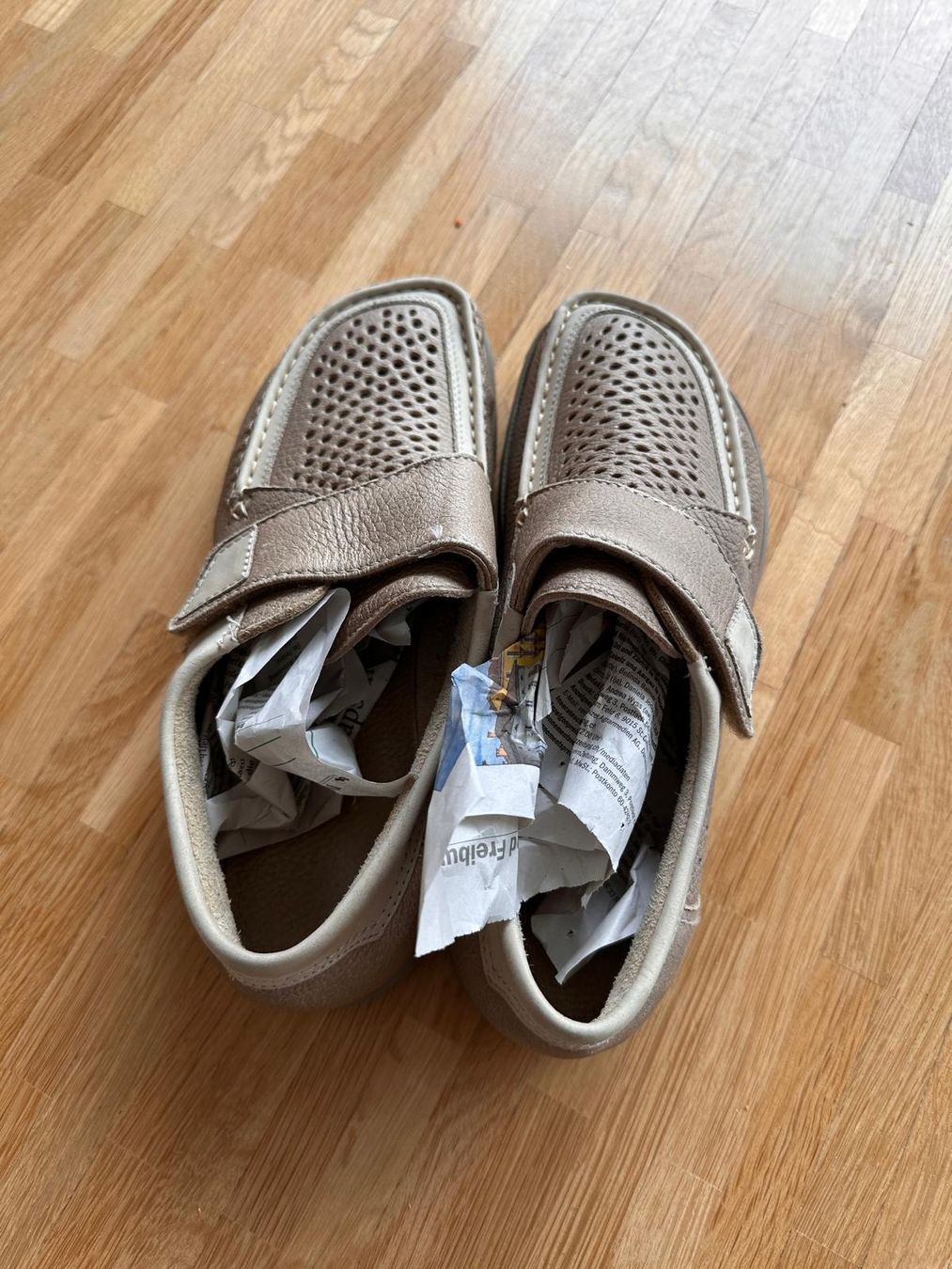 Scarpe da donna: Dansko Schuhe, neuwertig, hellbraun, beige, Grösse 40 – Nuovo (secondo la descrizione) da Oltingen venduto da Rige2 1
