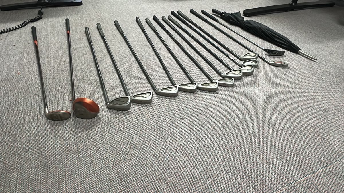 Wilson Mazze & Set: Set completo da golf Wilson + carrello per golf per la prima – Usato da Gwatt (Thun) venduto da inf_hgc8 5