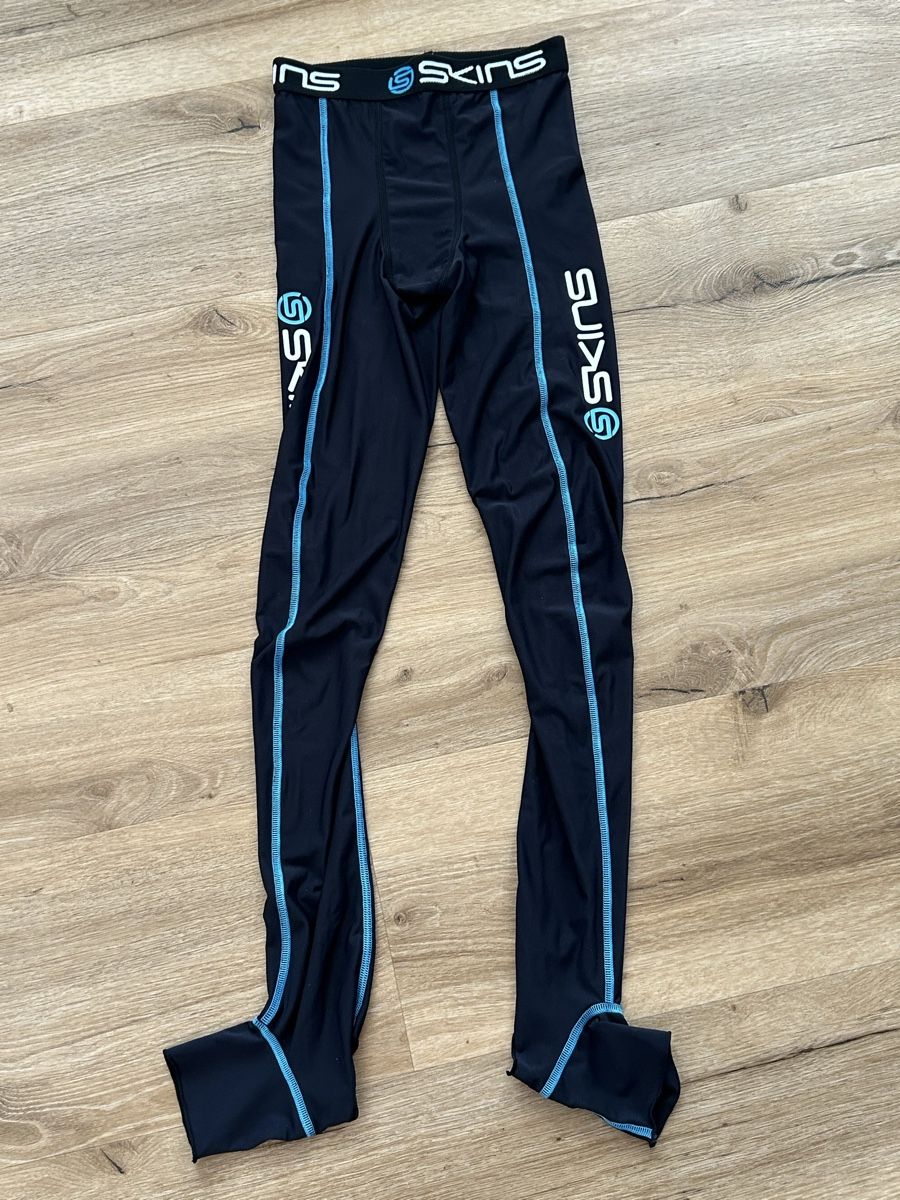Skins Biancheria intima: SKINS Lange Unterhosen Kompression XS Dunkelblau – Nuovo (secondo la descrizione) da Wolhusen venduto da eve_m6cg
