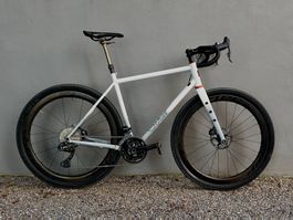 SOUR PURPLE HAZE HIGH END GRAVELBIKE STAHL CHRIS KING ZIPP