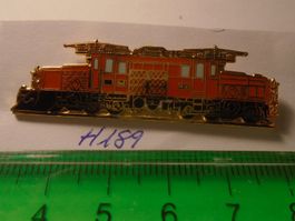 1 RhB Krokodil Lokomotive  Pin  (H189)