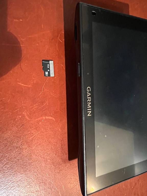 Garmin Navigatori: Garmin Navi nüvi 2689 – Usato da Hünenberg See venduto da Ninouck 2