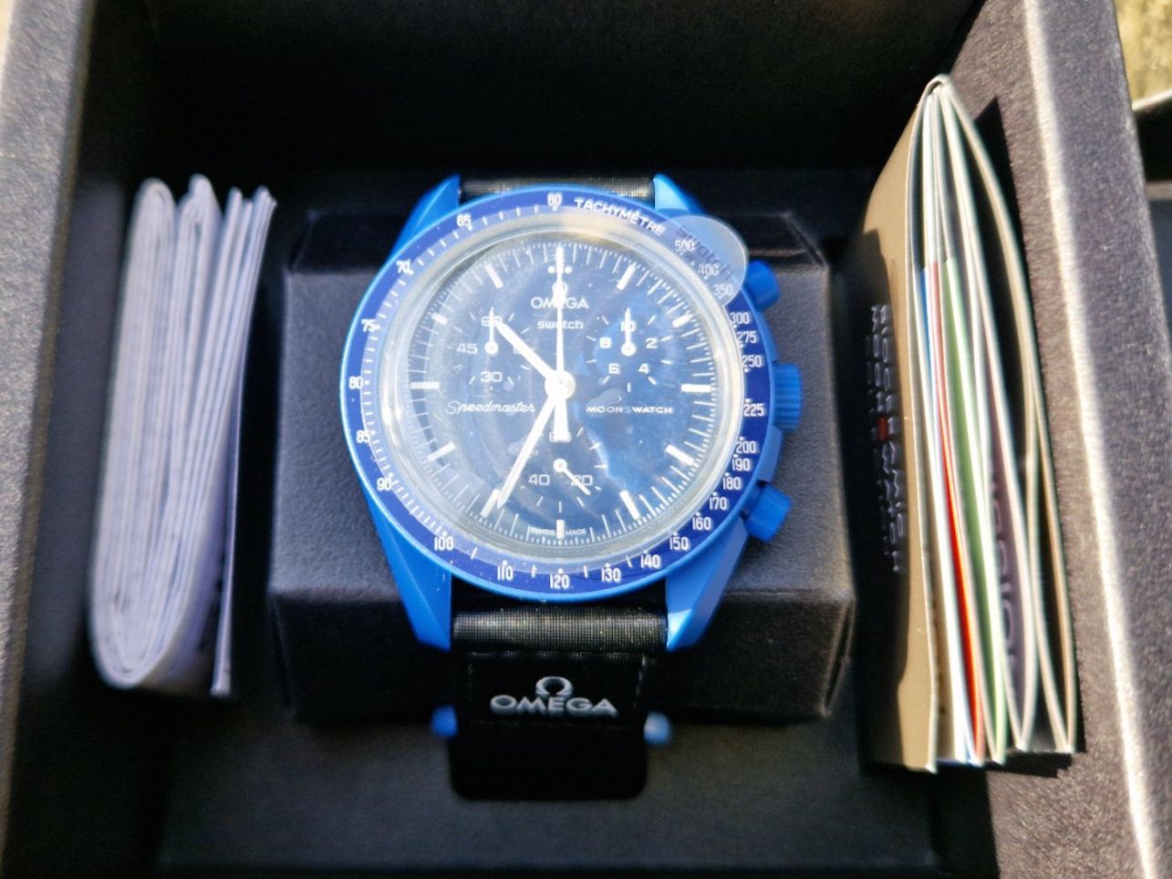 Swatch Orologi: Swatch Mission to Neptune – Nuovo e nell'imballaggio originale da Locarno venduto da BellTicino