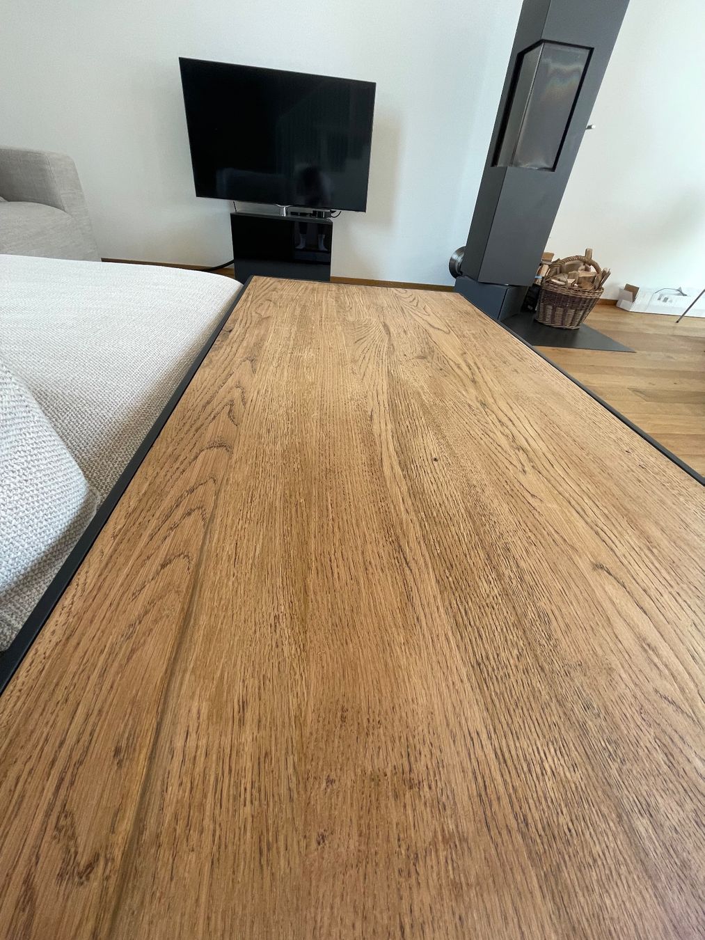 Tavoli: Couchtisch aus Massivholz – Nuovo (secondo la descrizione) da Münchenstein venduto da pas_2nfs 2