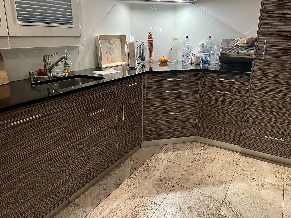 Cucine complete: Küche in braun Demontage sst. oder wird organisiert  – Usato da Bubikon venduto da sel_5zjc