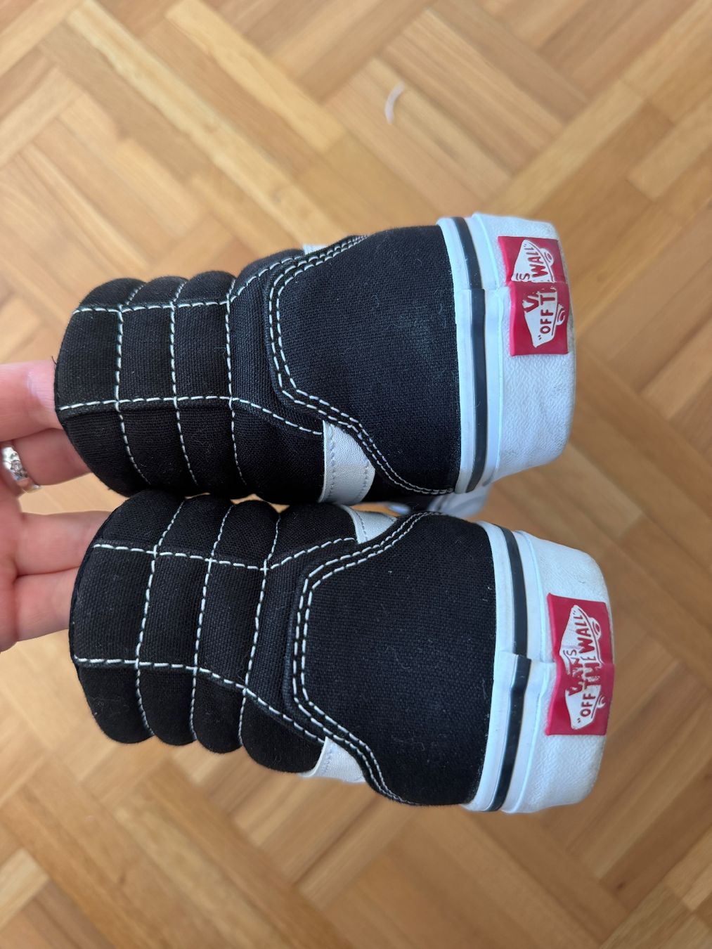Vans Herrenschuhe: Vans Grösse 38, schwarz – Neu (gemäss Beschreibung) aus Emmenbrücke von L_W 1