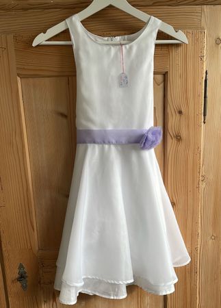 Kleid 146 👗