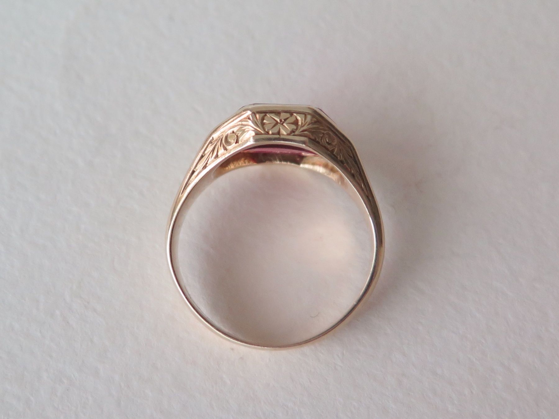 Anelli: Art Deco Ring mit Rubin, 14k Gold – Usato da Meilen venduto da RosieZurich 7