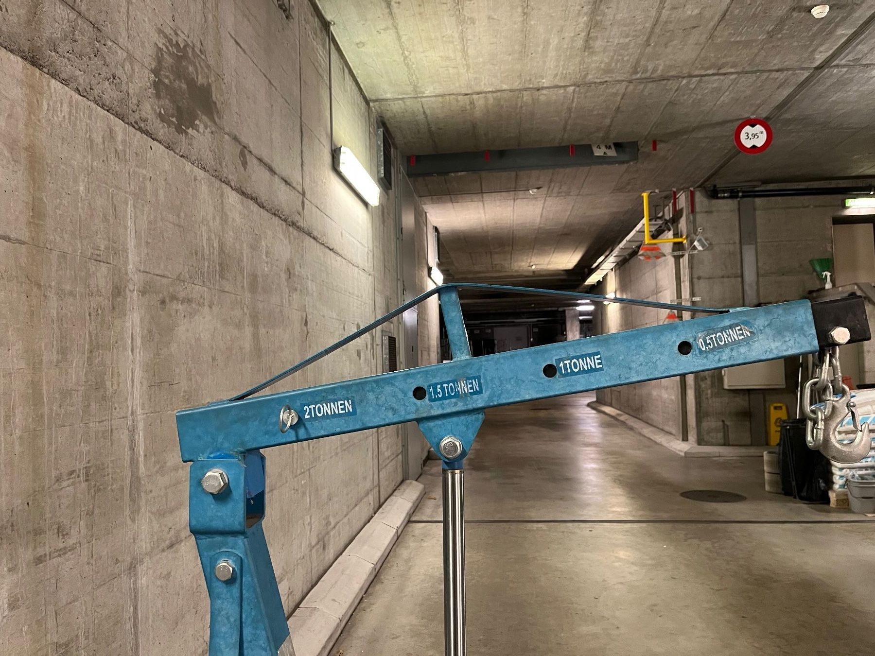 Gru: Motorkran  Engine Crane – Usato da Schwyz venduto da STANSFI 1