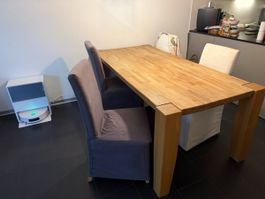 Holztisch