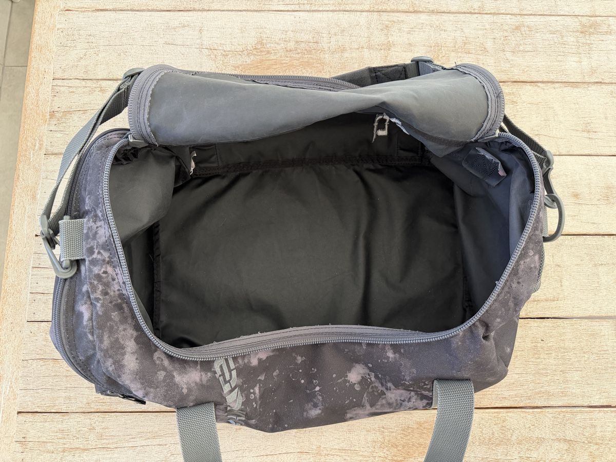 Dakine Borse: Sac de voyage/sport – Usato da Vétroz venduto da clc_6cdz 2