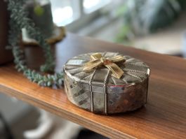 Schmuckdose Geschenkbox silberfarben Schleife Deko Vintage R