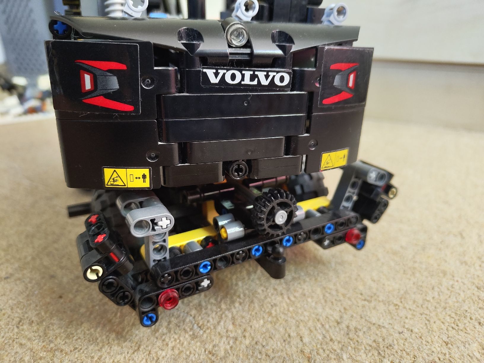 Lego Kit di costruzioni: Lego Technic Volvo EW160E 42053 – Usato da Glattbrugg venduto da har_jgc7 7