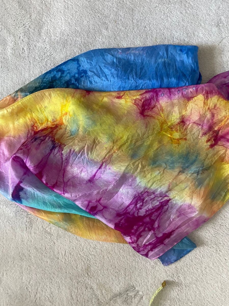 Foulards, Tücher & Schals: Écharpe en soie légère, multicolore – Gebraucht aus Vuippens von ale_6gkb 1
