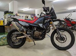 Fabrikneue Rieju Aventura Rallye 307