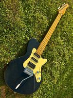 Godin SD E-Gitarre Schwarz HSS Made in Kanada / USA ca. 2001