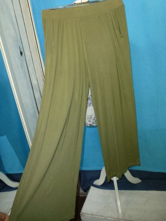SCHLUPFHOSE OLIV GR 42 GUMMIZUG IM BUND VISCOSE DEHNBARER BU