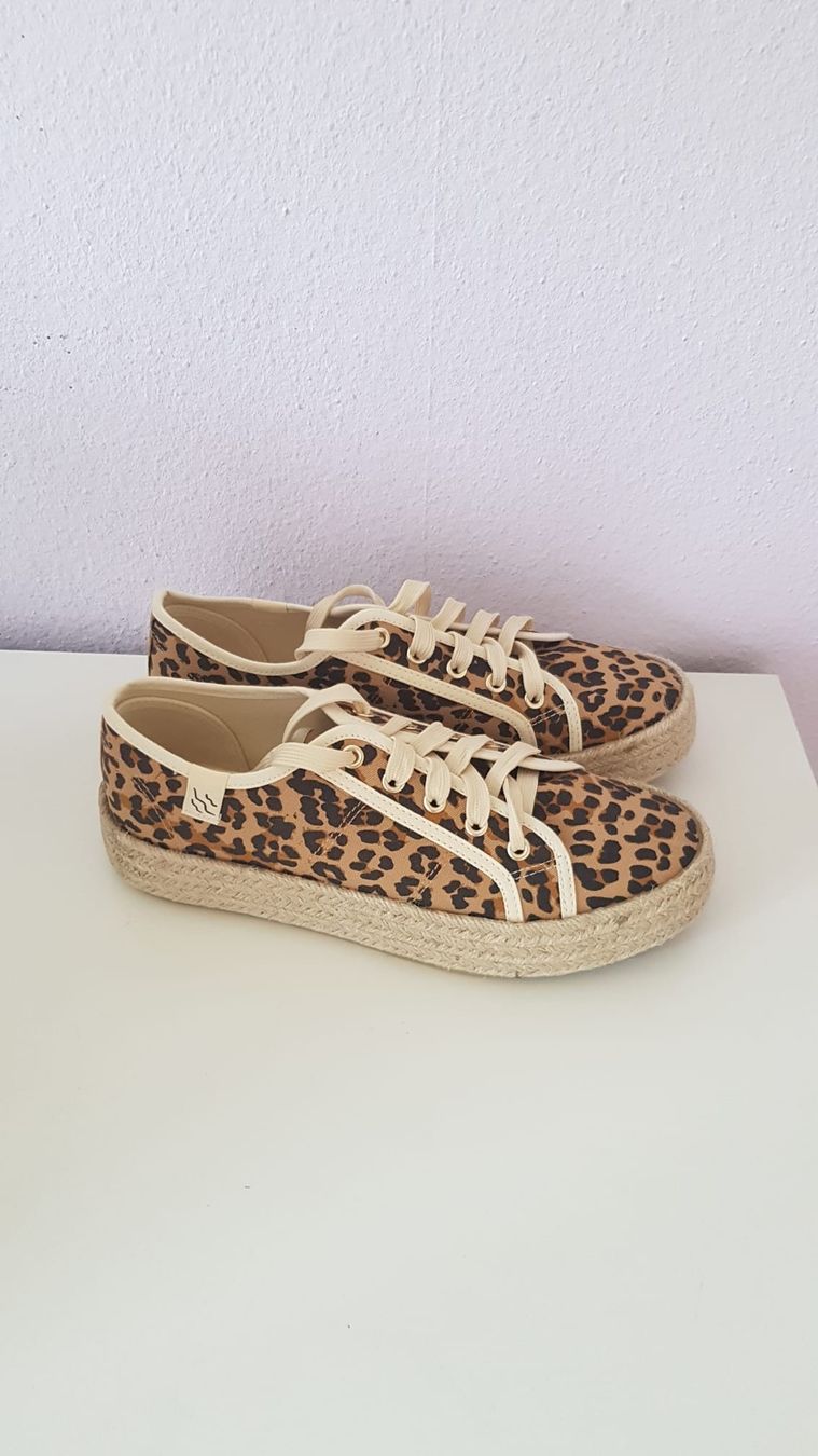 Scarpe da donna: Baskets espadrilles en toile motif léopard pointure 40 – Nuovo (secondo la descrizione) da Versoix venduto da aline_b