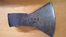 antikes Beil ," Ochsenkopf "  1800
