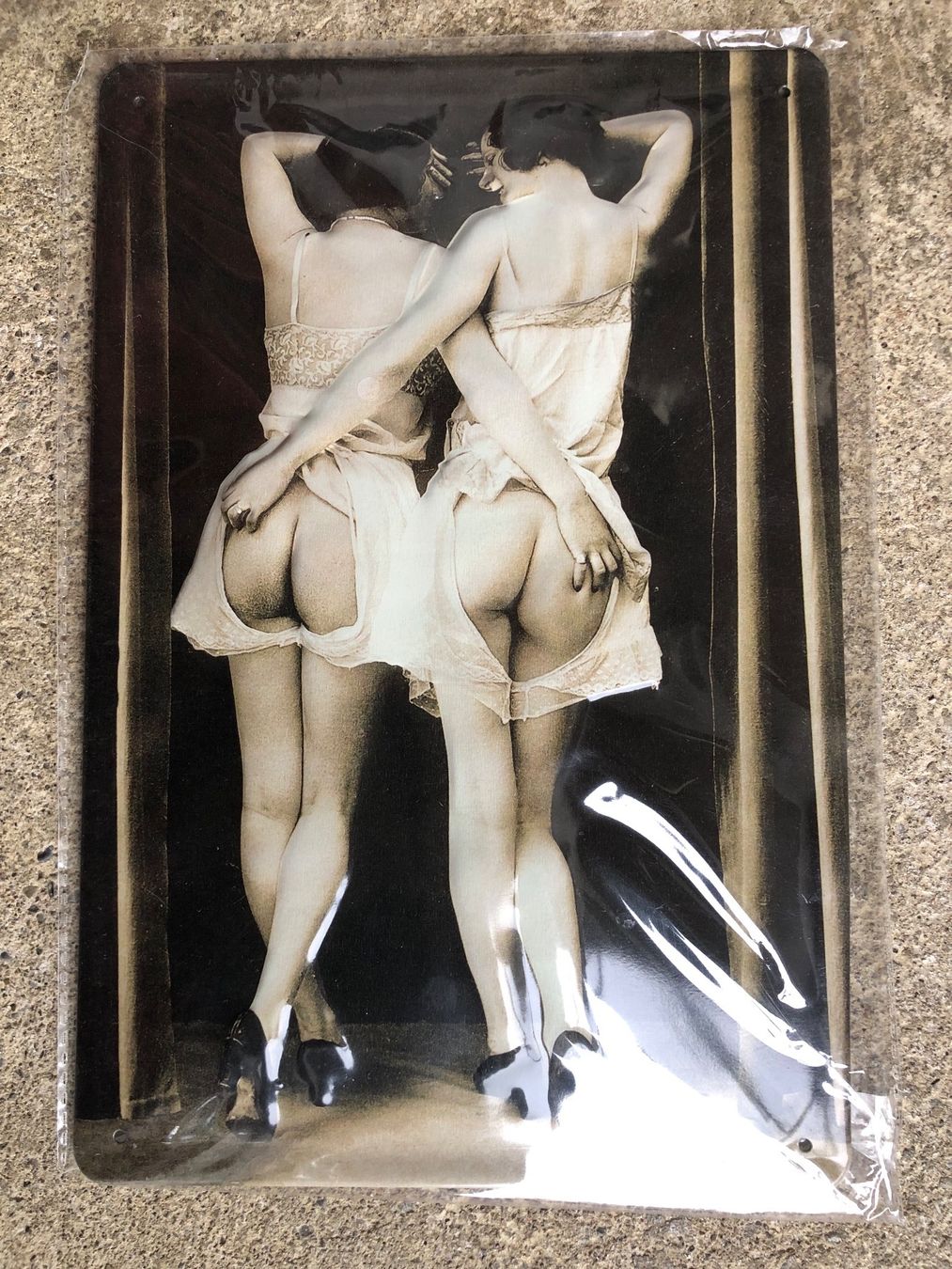 Ecriteaux: Pin up erotica – Neuf avec emballage d'origine à Reinach AG par rares75