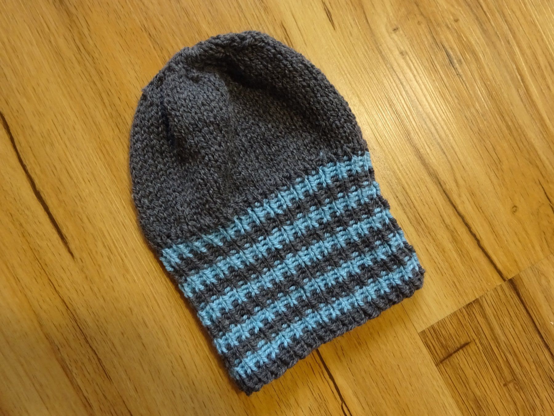 Altro abbigliamento per bambino: Super Kids-Strickmütze/Super Perle – Nuovo (secondo la descrizione) da Rothrist venduto da Valley1