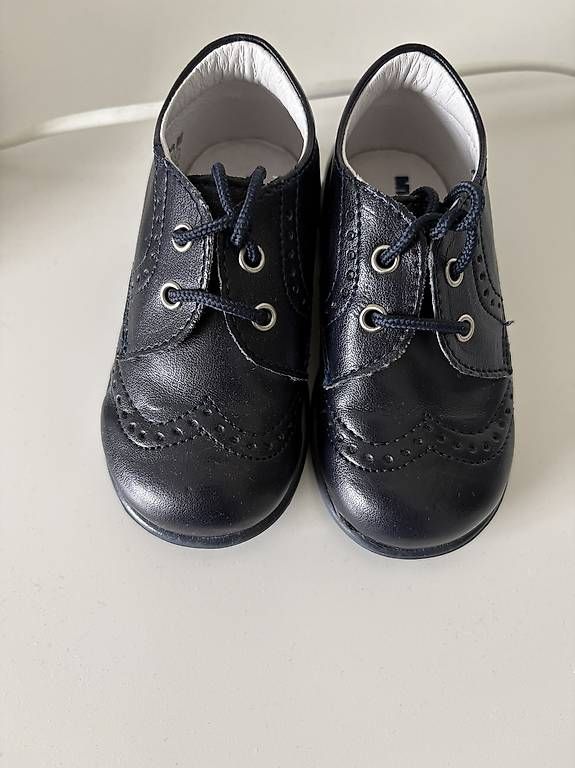 Scarpe per ragazzi: Schuhe Gr.20  – Usato da Oberglatt ZH venduto da val_wq29