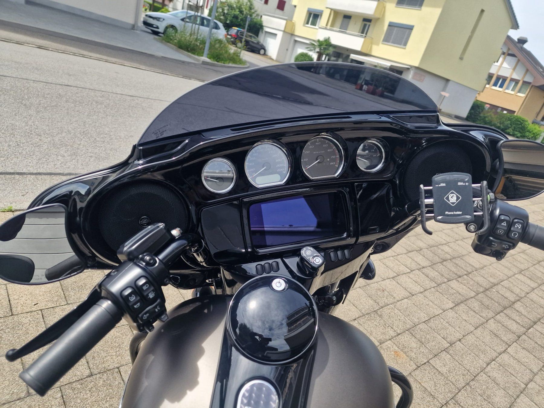 Harley-Davidson Touring: Harley Davidson FLHXS – Usato da Ennetbürgen venduto da Samsam0811 4