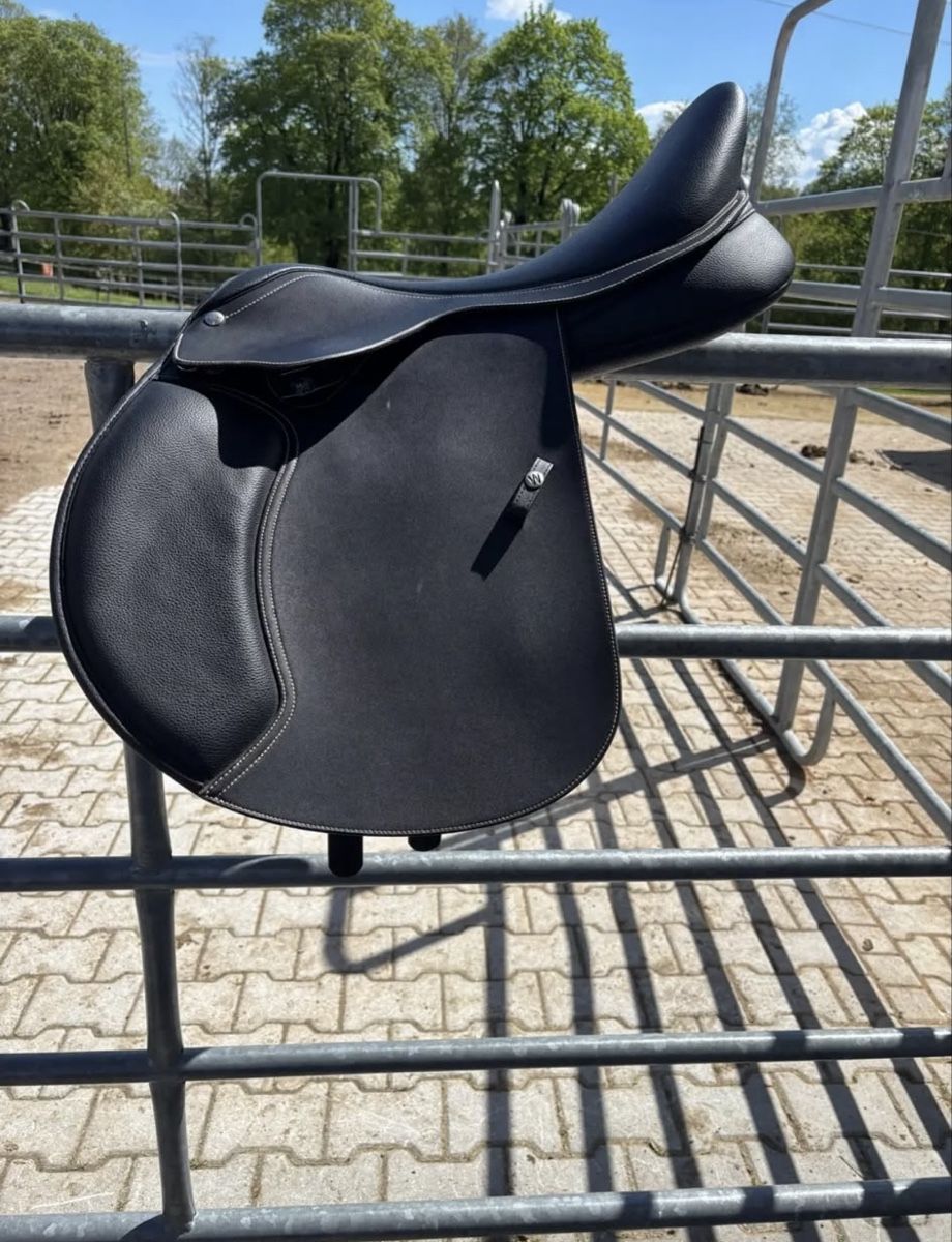 Sattel & Sattelzubehör: Wintec Sattel 17"  – Gebraucht aus degersheim von mutti1 1
