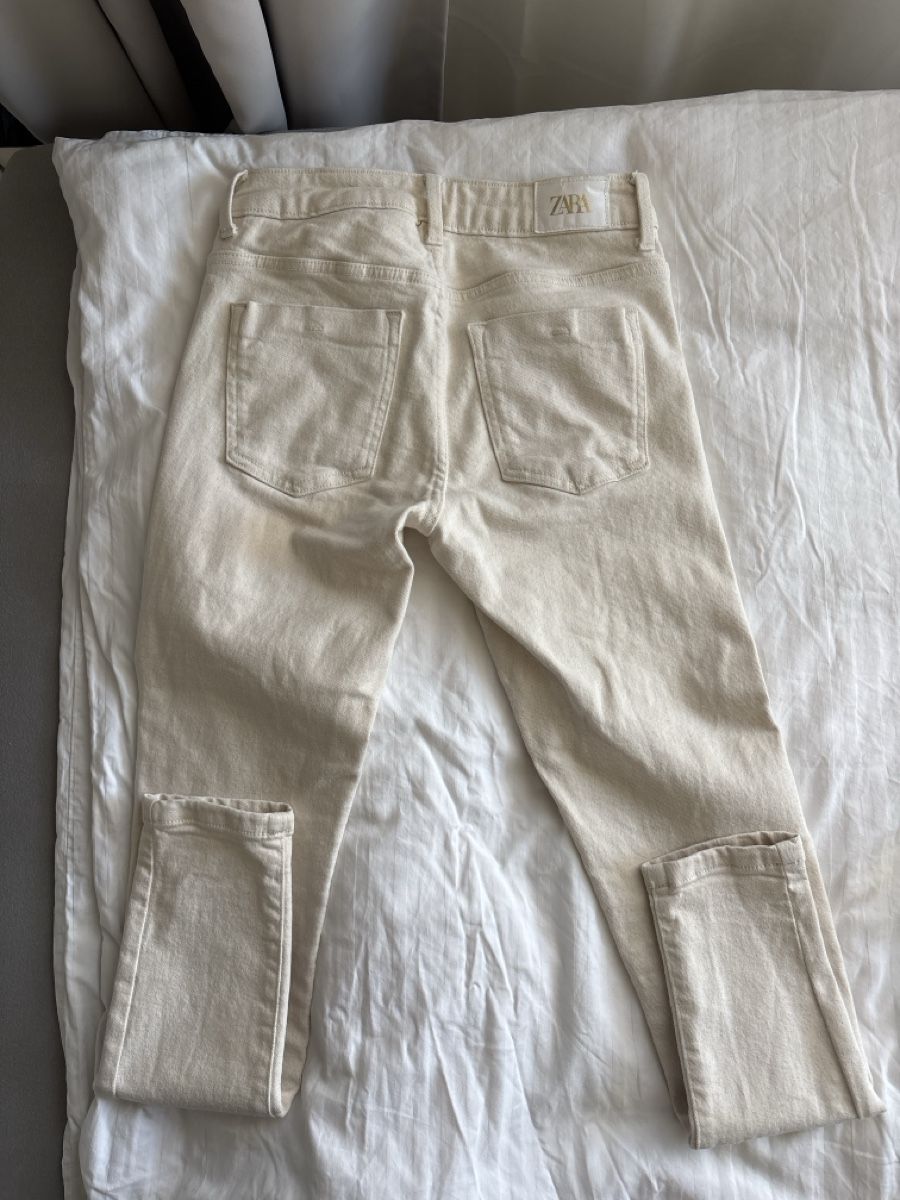 Zara Jeans: Jeans beige Zara – Nuovo (secondo la descrizione) da Pfäffikon ZH venduto da Coffee44 2